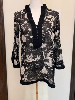 Zara Black & Cream Floral Split-V Neckline Long Sleeve Tunic